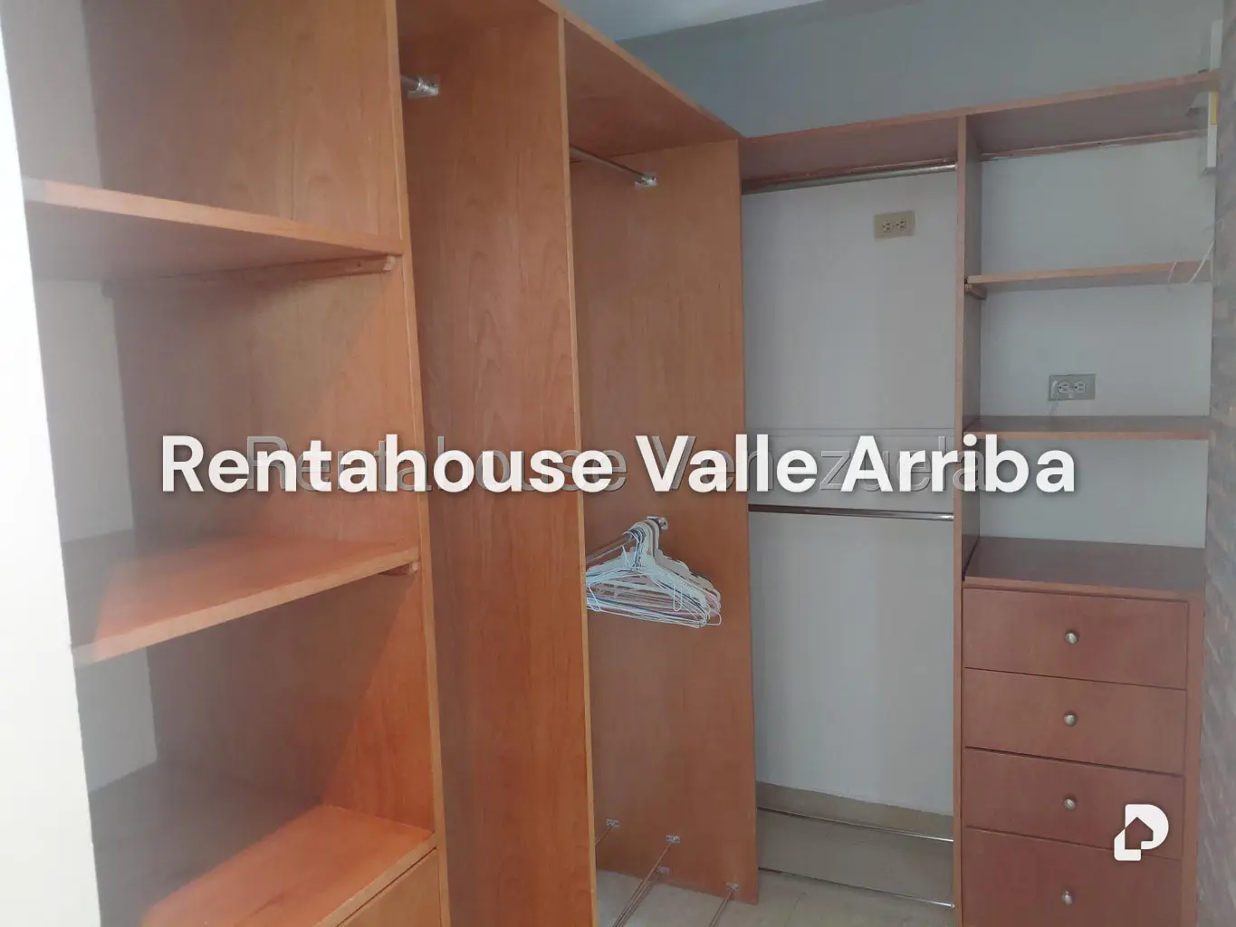 Apartamento en Alto Prado, Caracas – 23