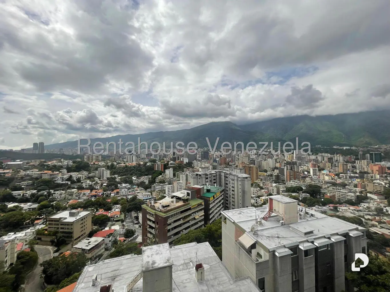 Apartamento en Colinas de Bello Monte, Caracas – 28