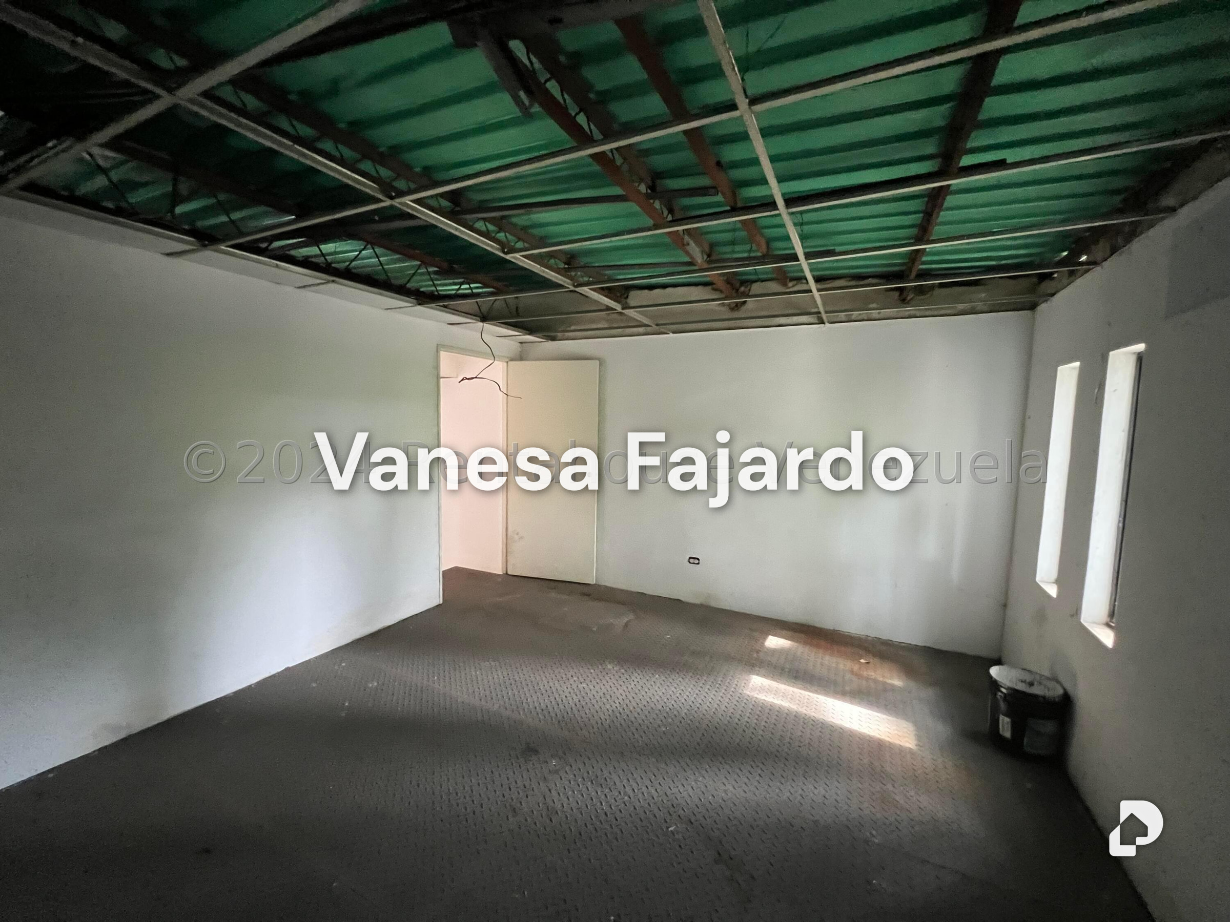 Terreno en Las Mercedes, Caracas – 9