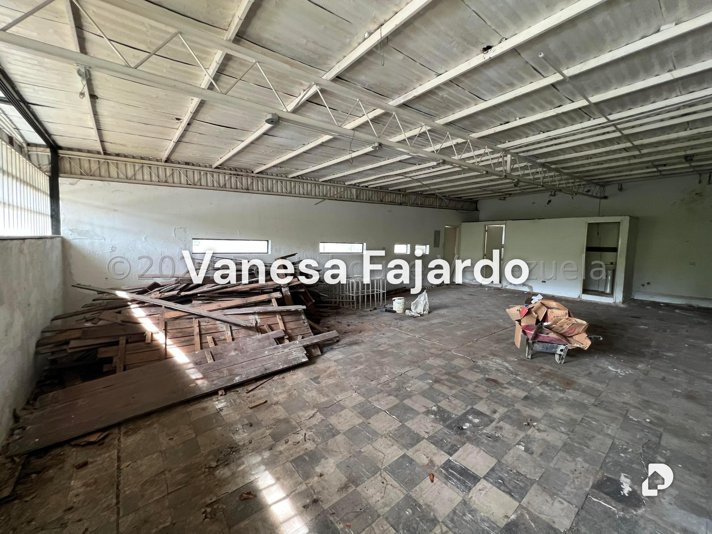 Terreno en Las Mercedes, Caracas – 14