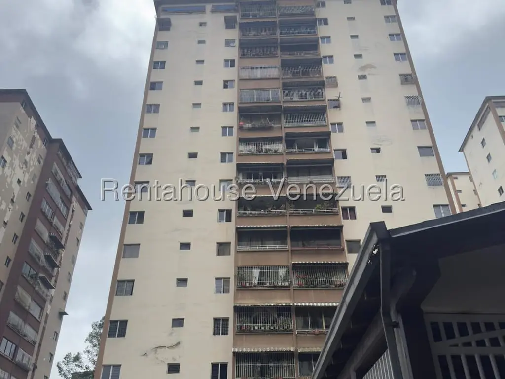 Apartamento en Don Blas, San Antonio de Los Altos - 1