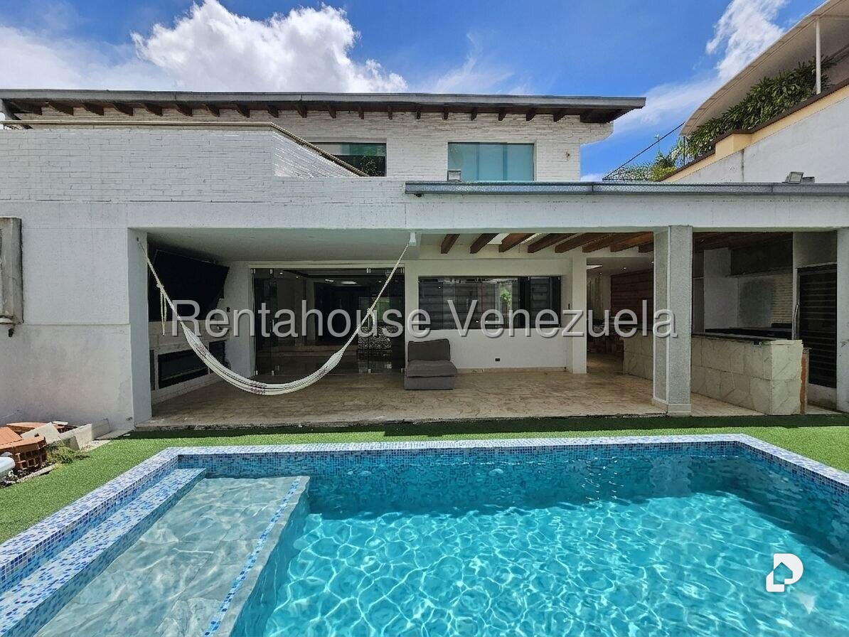 Casa en Lomas de La Lagunita, Caracas – 20