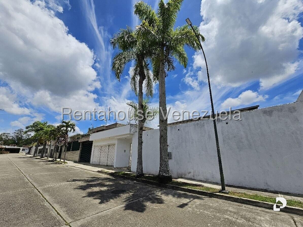 Casa en Lomas de La Lagunita, Caracas – 5