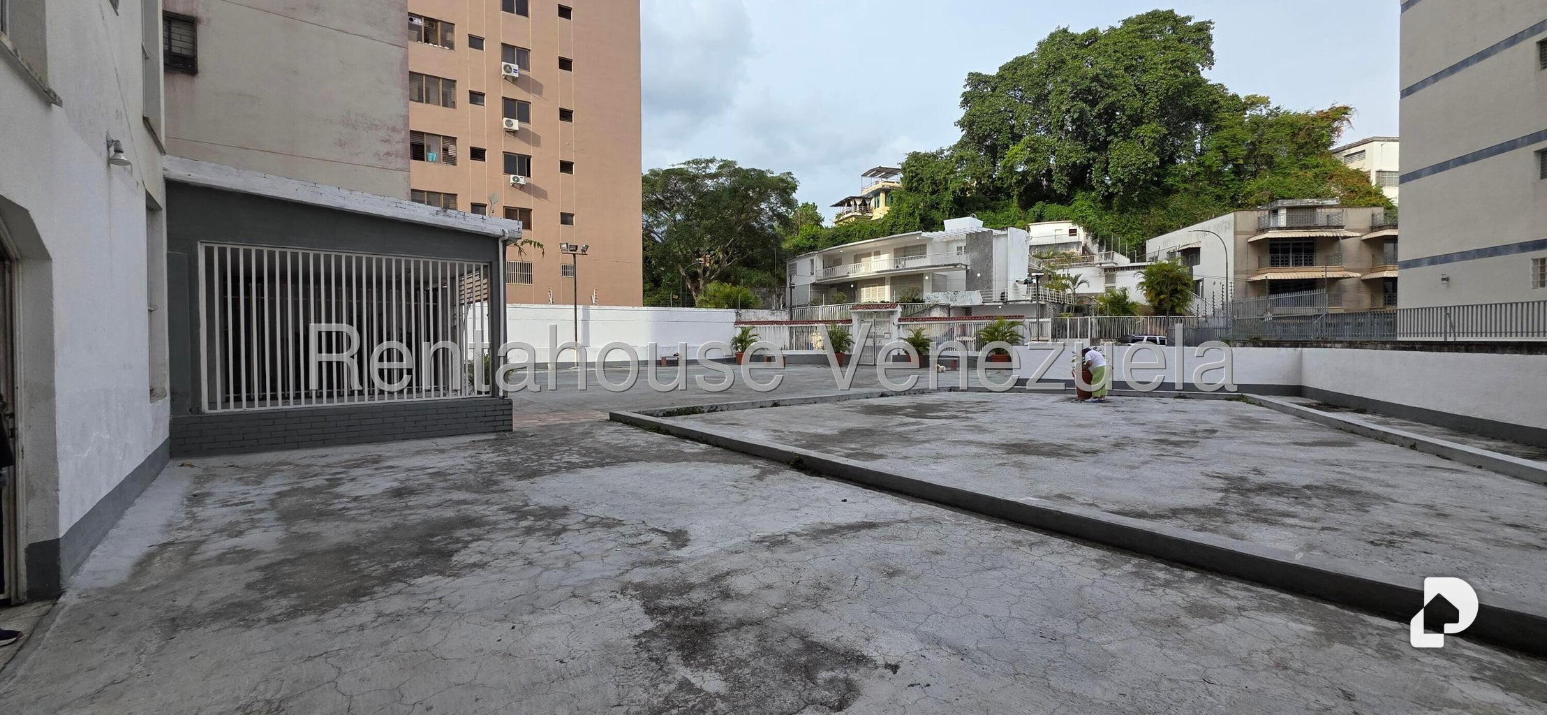 Apartamento en Urbanización Colinas de Los Chaguaramos, Caracas – 3