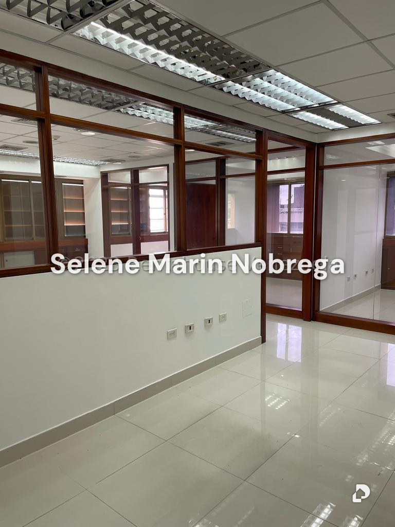Oficina en Los Palos Grandes, Caracas – 10