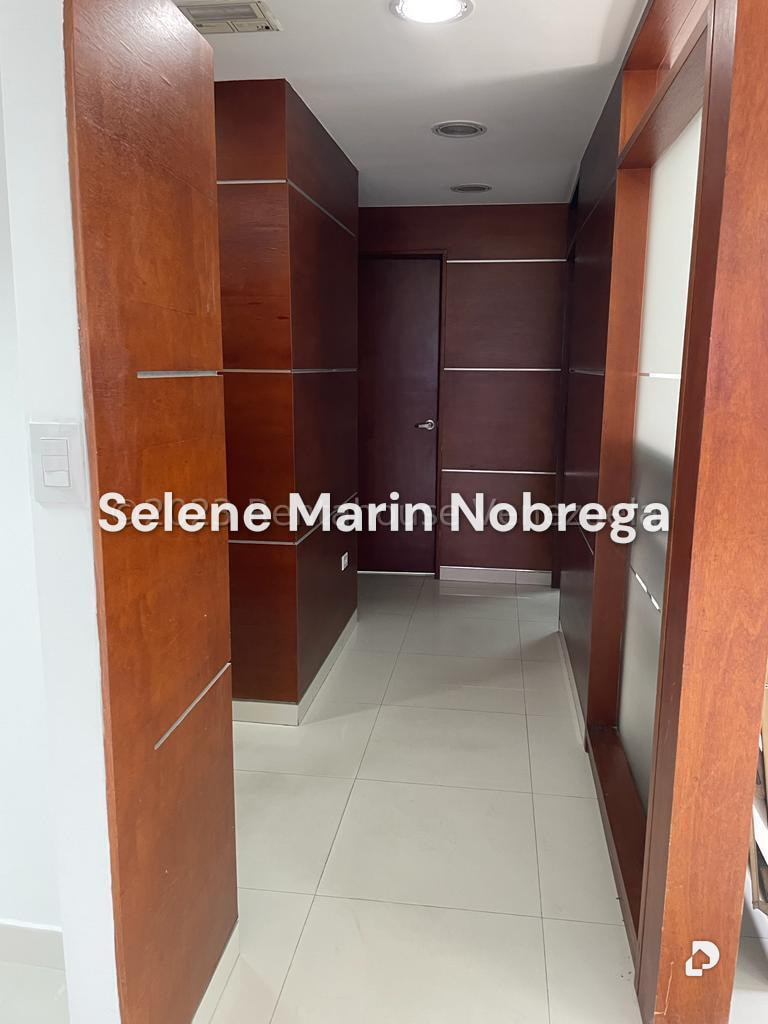 Oficina en Los Palos Grandes, Caracas – 6