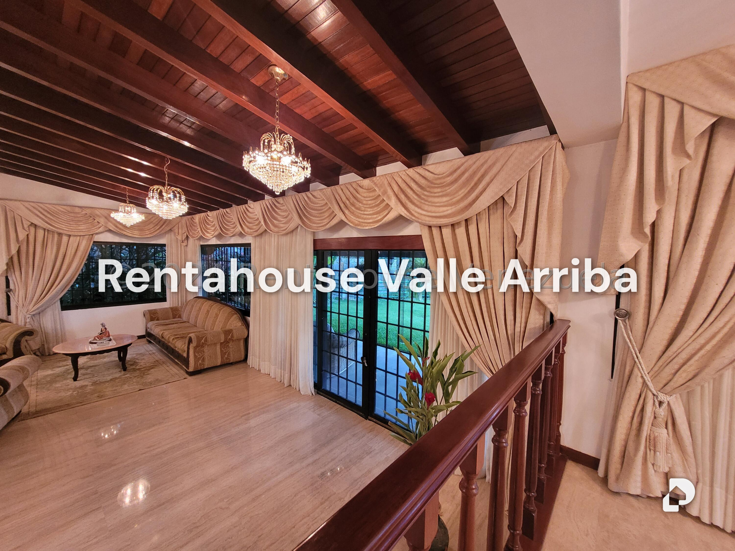 House in La Lagunita Country Club, Caracas – 12