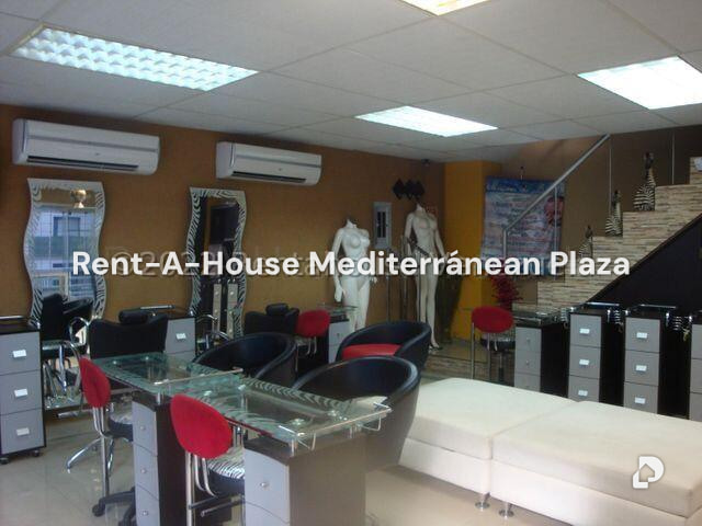 Local comercial en Camoruco, Valencia – 2