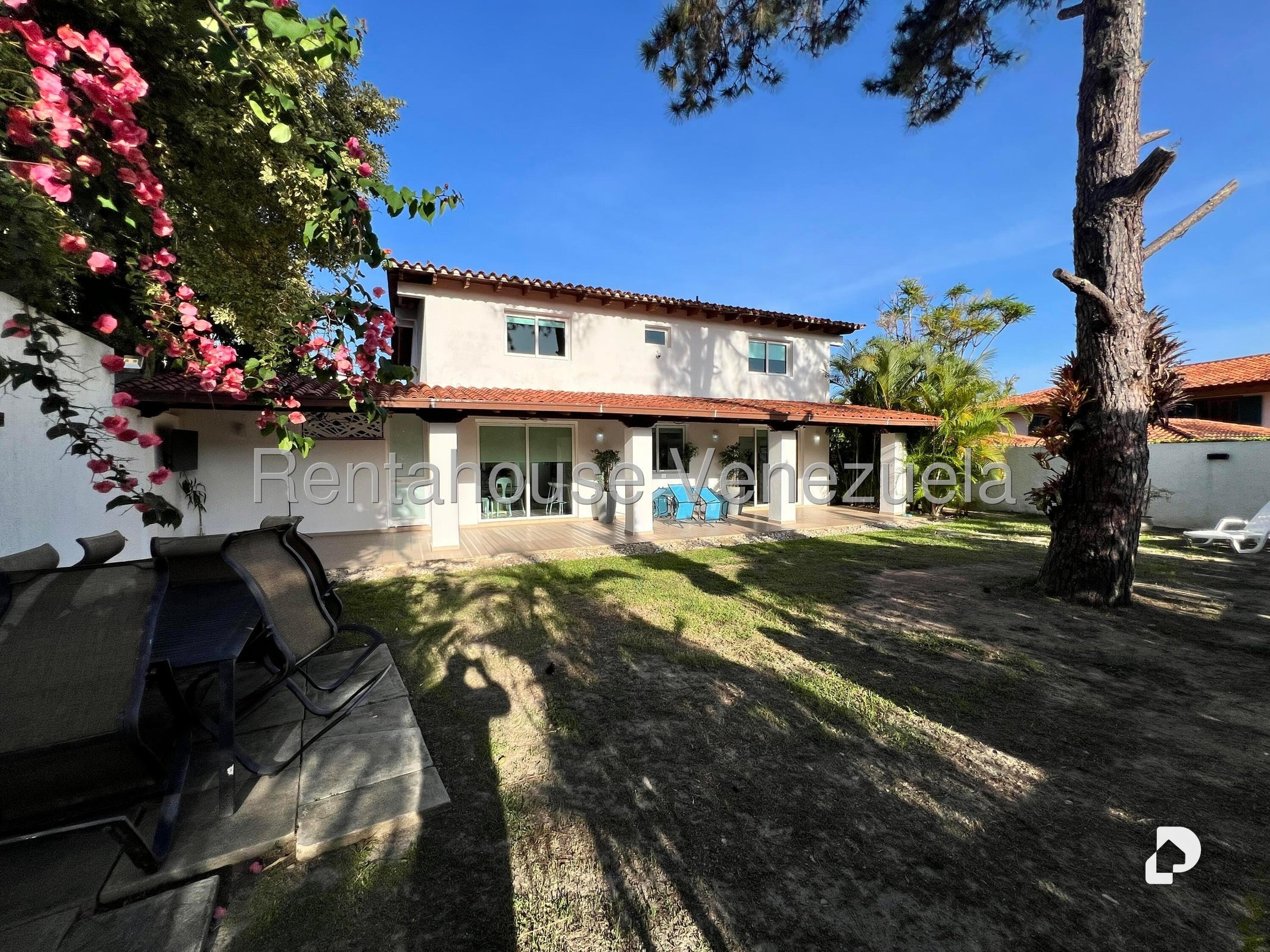 Casa en Colinas de Tamanaco, Caracas – 11