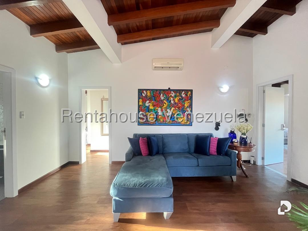 Casa en Colinas de Tamanaco, Caracas – 21