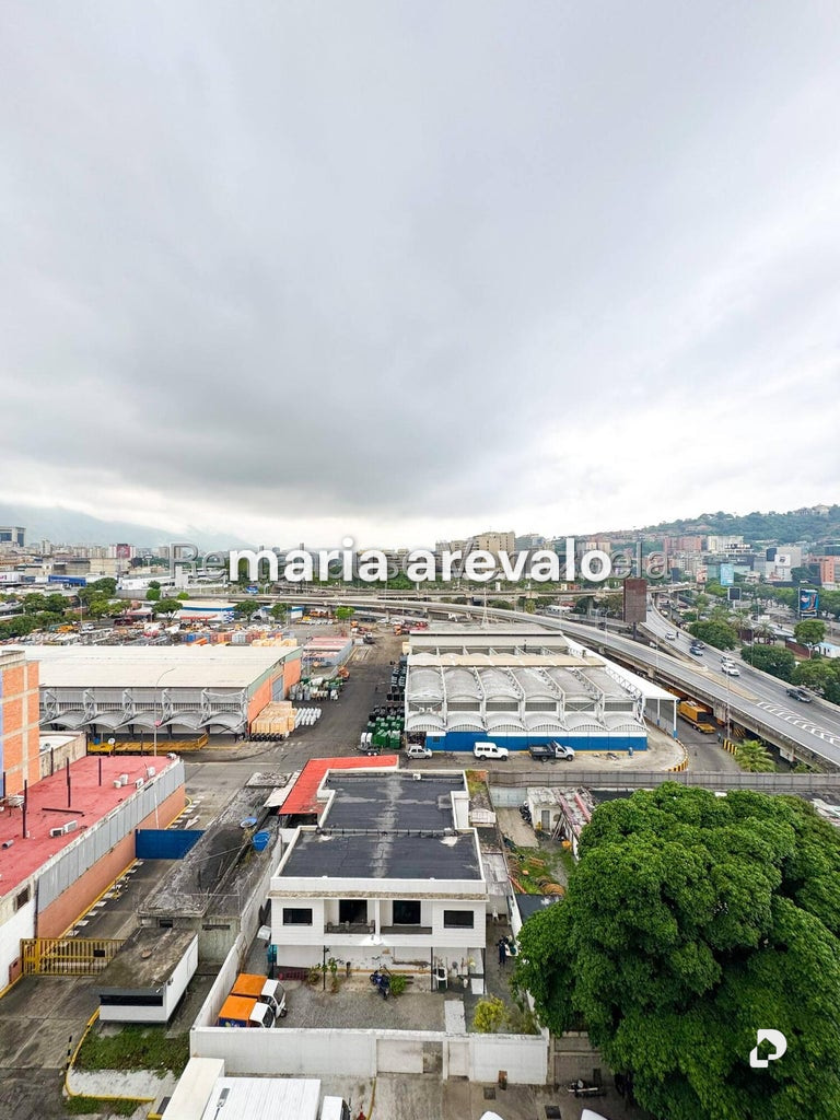 Apartamento en El Rosal, Caracas – 23