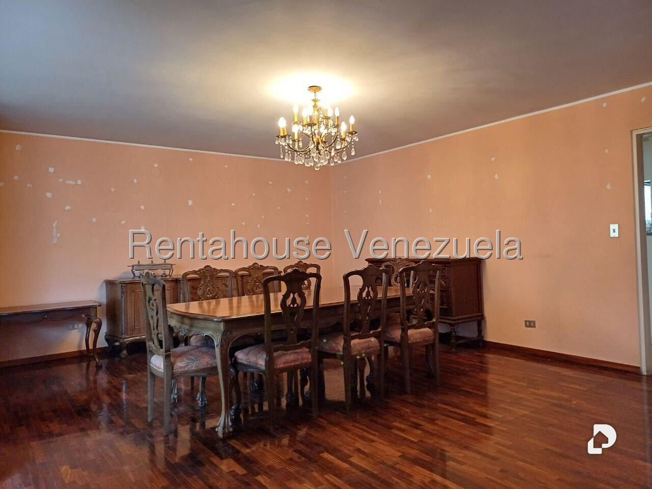 Apartamento en Las Mercedes, Caracas – 28