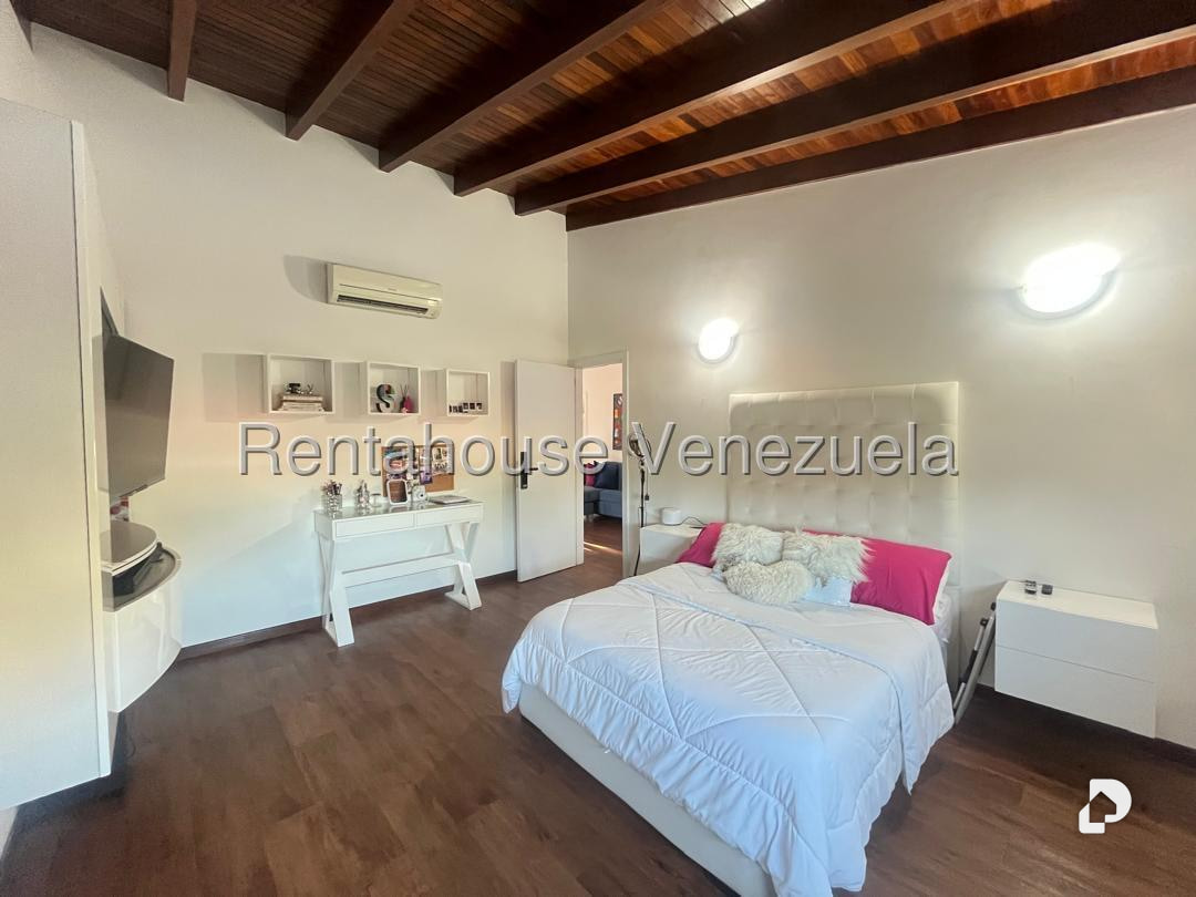 Casa en Colinas del Tamanaco, Caracas – 30