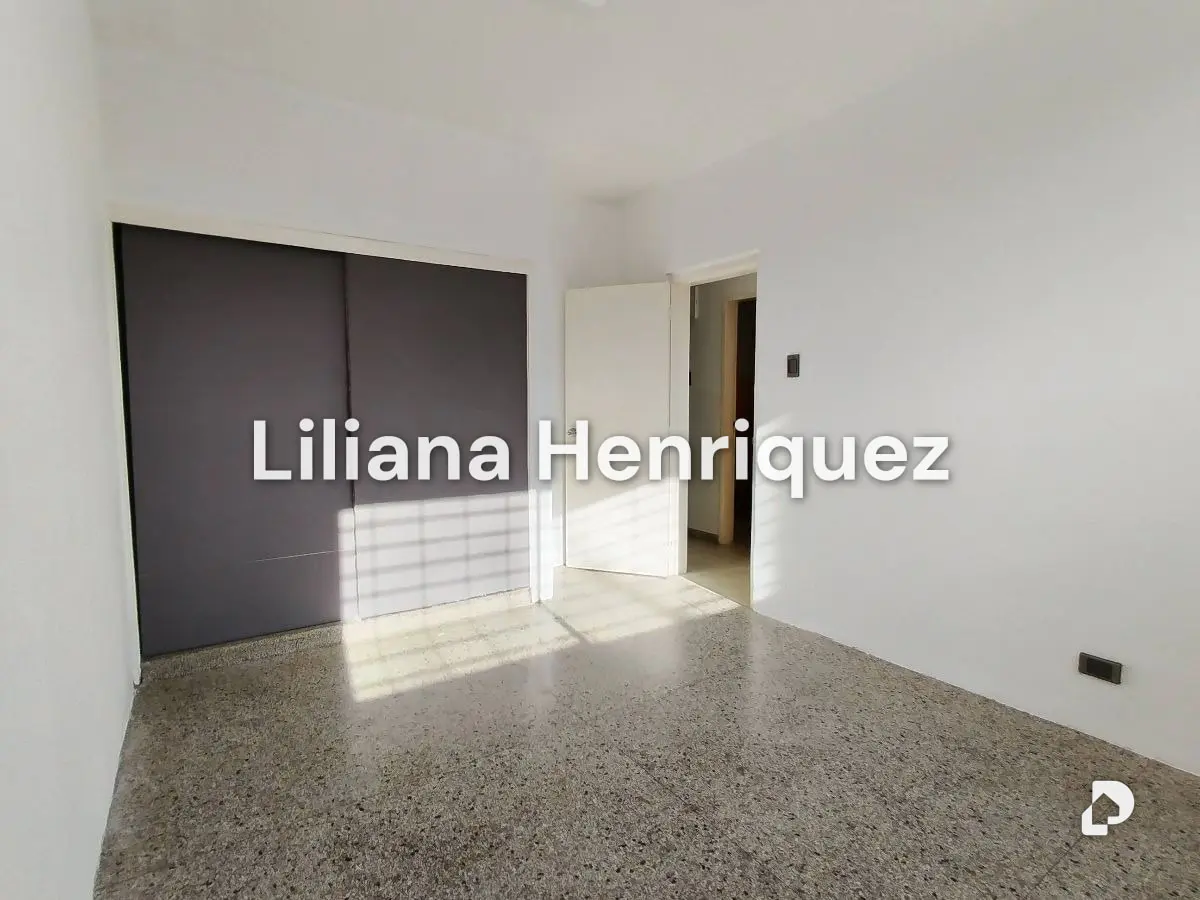 Casa en Parroquia Urbana San José, Valencia – 13
