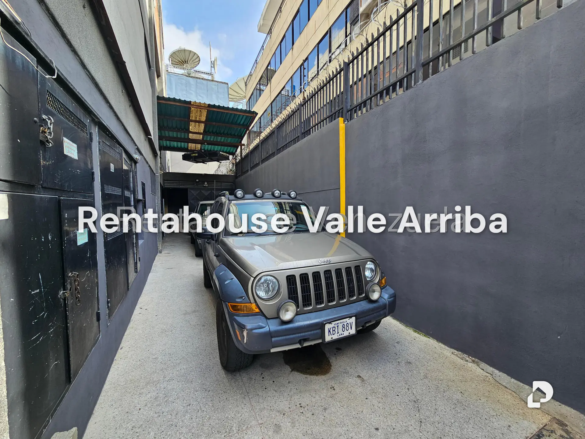 Local comercial en La Urbina, Caracas – 2