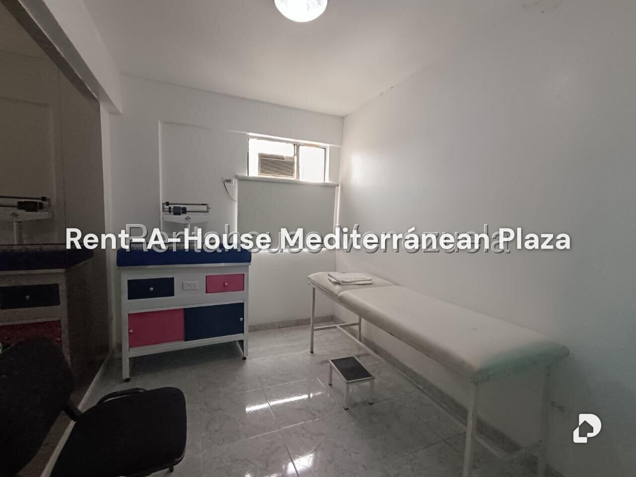 Local comercial en Avenida Bolivar Norte, Valencia – 11
