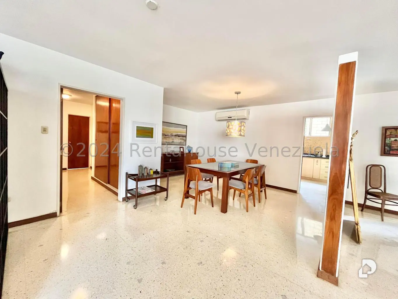 Apartamento en Las Mercedes, Caracas – 19