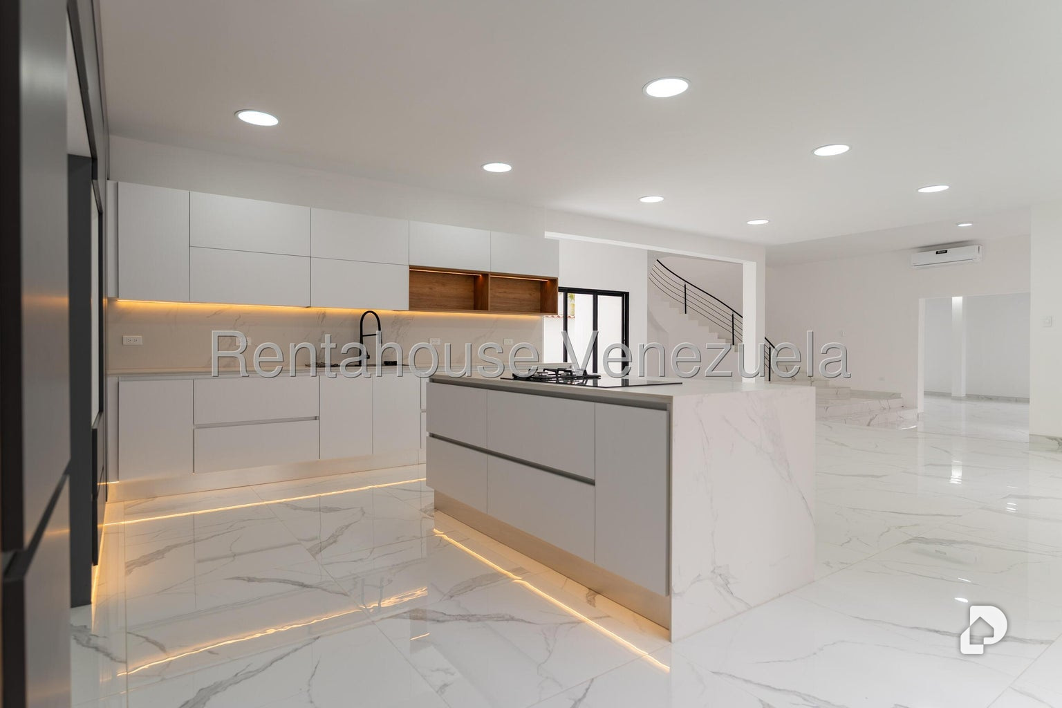 Casa en Country Club, Caracas – 13