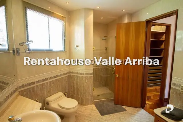 Apartamento en Colinas de Valle Arriba, Caracas – 17