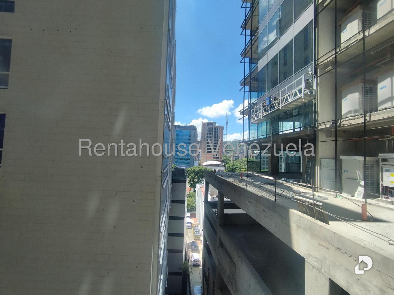 Apartamento en Las Mercedes, Caracas – 16