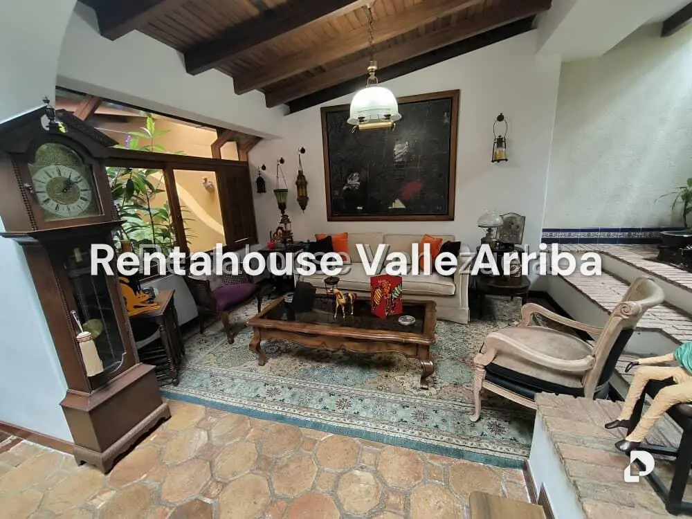 Casa en Lomas de La Lagunita, Caracas – 13