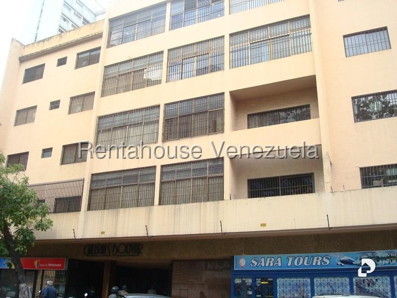 Oficina en Sabana Grande, Caracas – 15