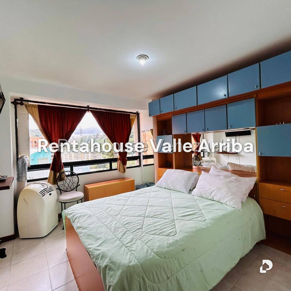 Apartamento en Las Esmeraldas, Caracas
