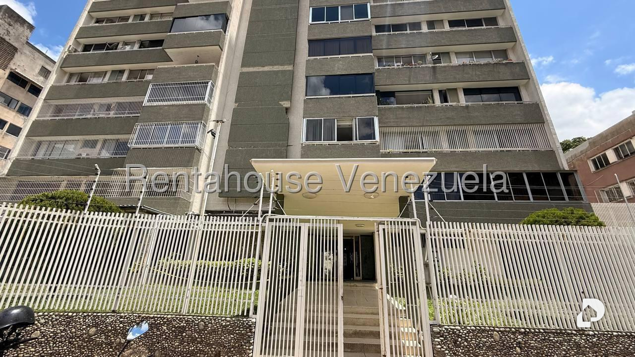 Apartamento en San Bernardino, Caracas – 1