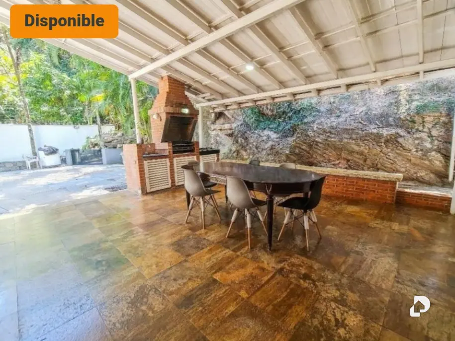 Casa en Cumbres de Curumo, Caracas – 1