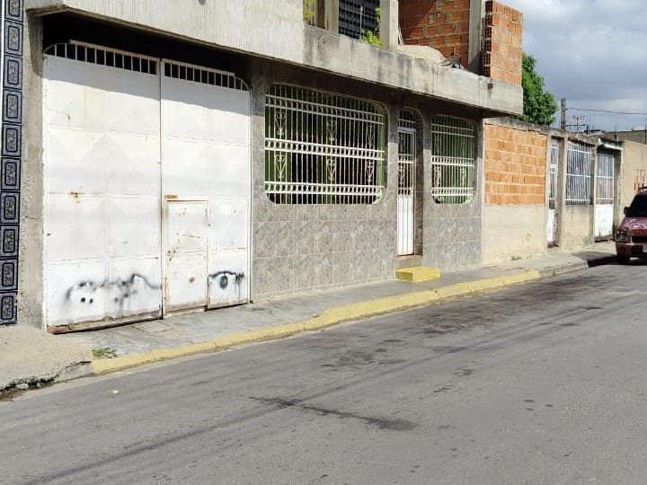 Casa en Parroquia Urbana San José, Valencia - 1