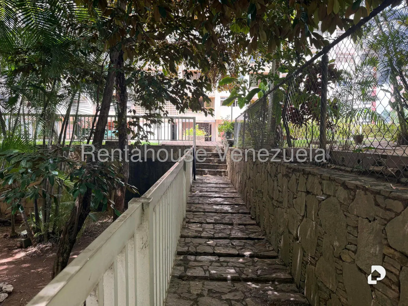 Apartamento en Colinas de Quinta Altamira, Caracas – 18