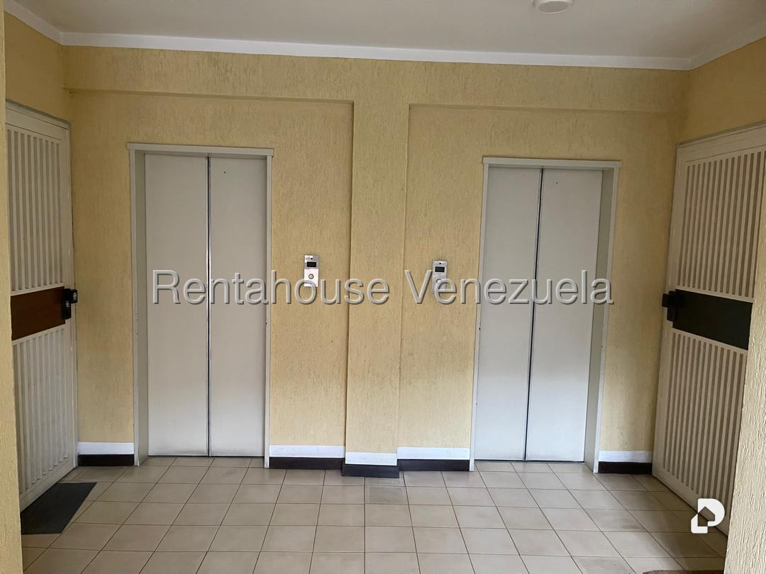 Apartamento en Los Chorros, Caracas – 11