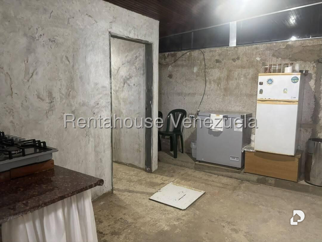 Casa en La Boyera, Caracas – 24