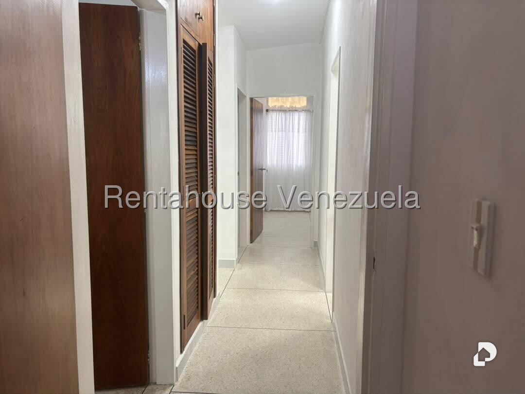 Casa en La Boyera, Caracas – 11