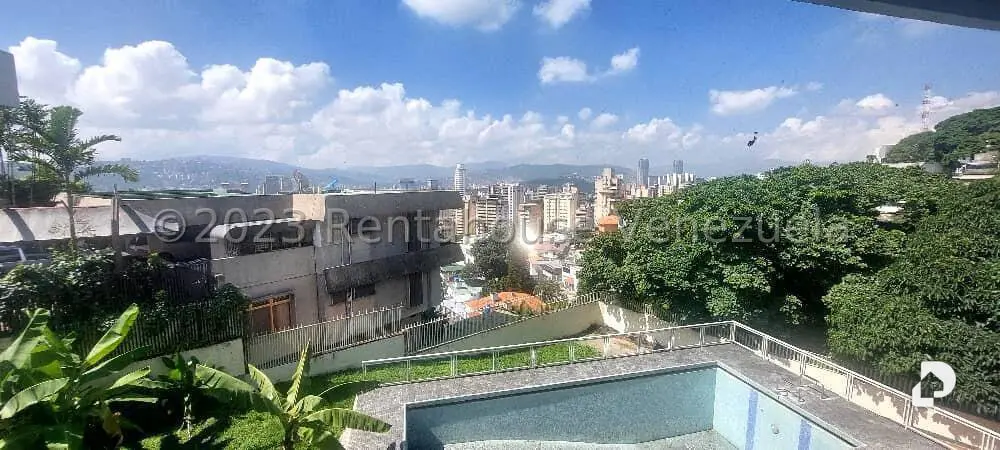 Casa en Alta Florida, Caracas – 20