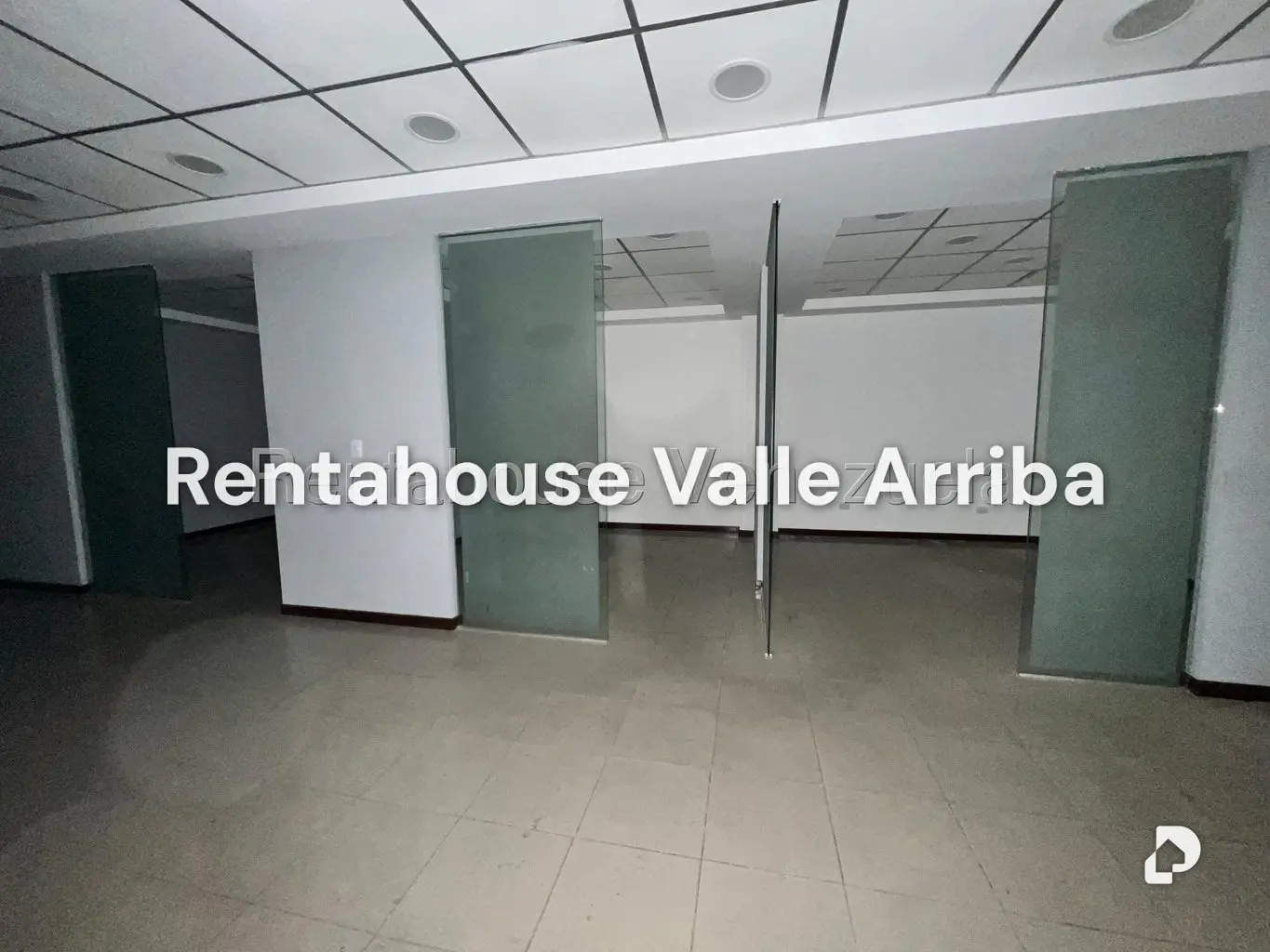Local comercial en La California Norte, Caracas – 10