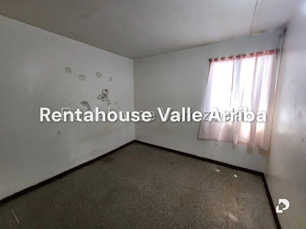 Apartment in Caricuao, Caracas – 11