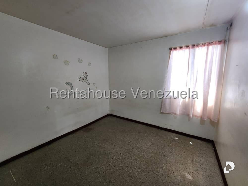 Apartamento en Caricuao, Caracas – 11