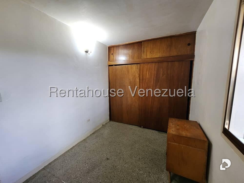 Apartamento en Caricuao, Caracas – 18