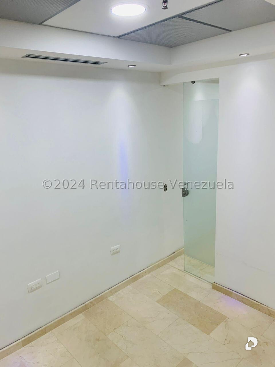 Oficina en Macaracuay, Caracas – 13