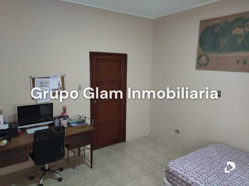 Casa en Altamira, Caracas – 19