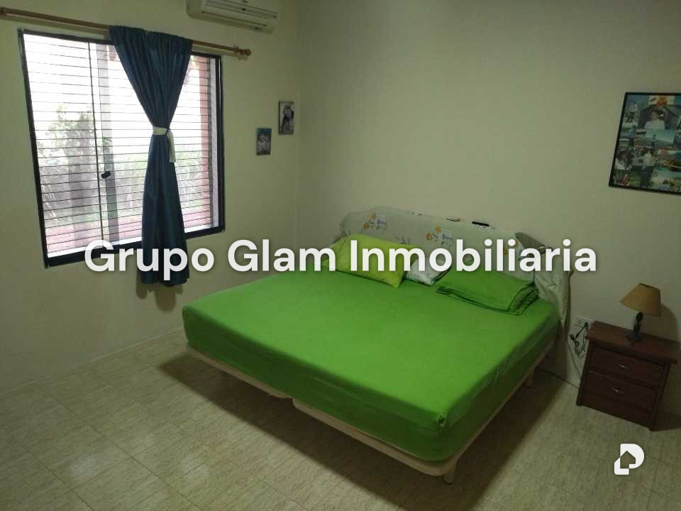 Casa en Altamira, Caracas – 12