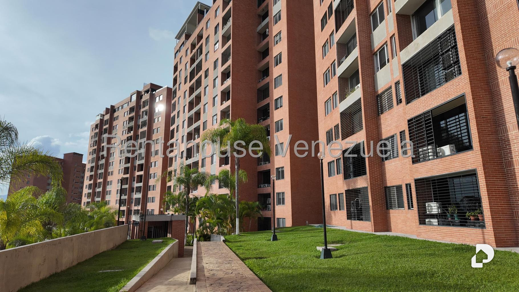Apartamento en Colinas de La Tahona, Caracas – 2