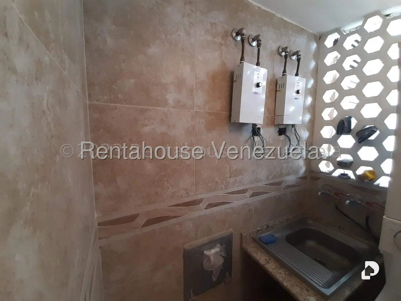Apartamento en Colinas de La California, Caracas – 22