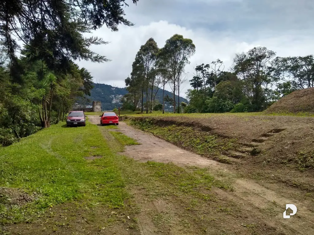 Terreno en Caracas – 8