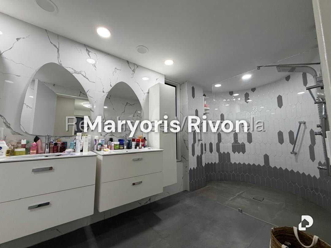 Apartamento en La Castellana, Caracas – 11