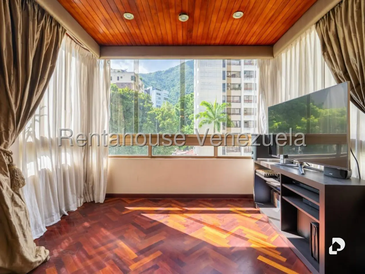 Apartamento en Terrazas del Ávila, Caracas – 8