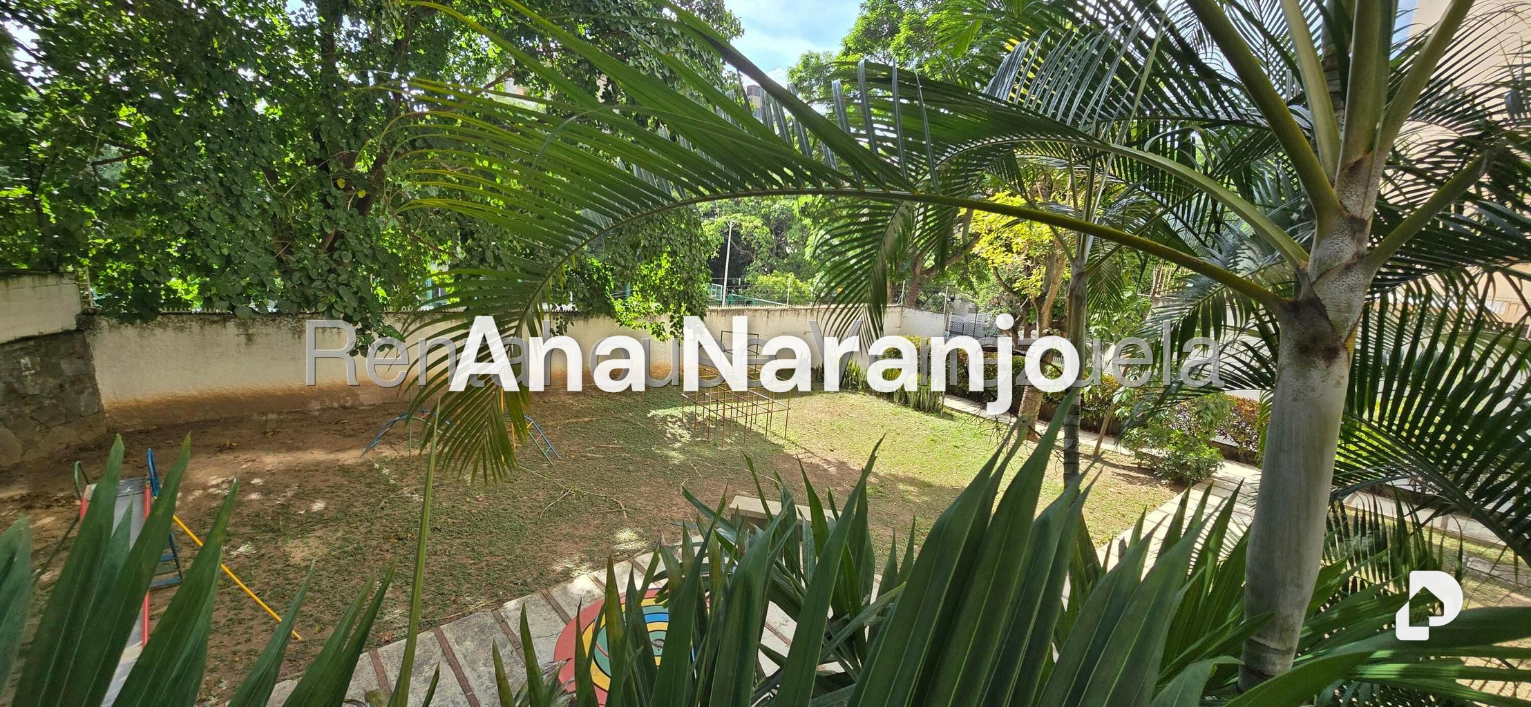 Apartamento en Santa Rosa de Lima, Caracas – 52