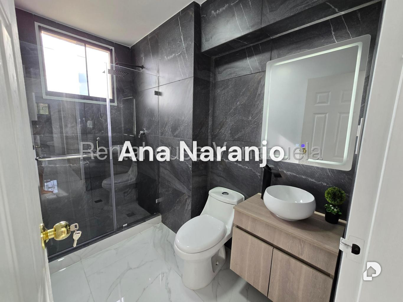 Apartamento en Santa Rosa de Lima, Caracas – 35