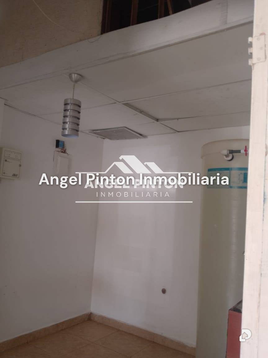 Local comercial en Avenida El Milagro, Maracaibo – 12